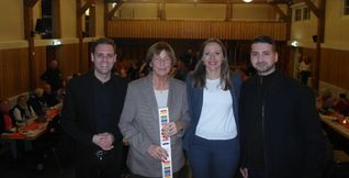 Politischer Martini in Darmsheim: Florian Wahl, Ulla Schmidt, Jasmina Hostert, Samet Mutlu (von links).