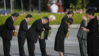 In der japanischen Stadt Hiroshima wird der Opfer des Atombombenabwurfs vor 80 Jahren gedacht.
