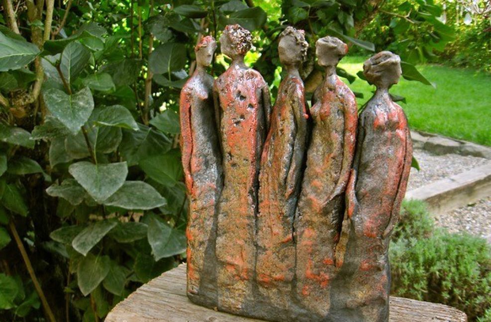. . . ebenso wie Figuren, die von Petra Deutscher stammen
 Foto: Frank M. von Berger