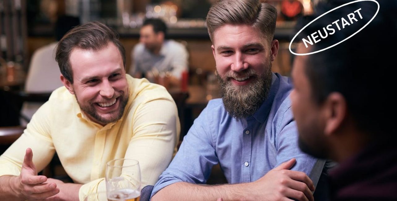 Zusammen sitzen. reden und zuhören. Das kann man am Freitag, 14. November ab 19 Uhr  in  Maichingen. Bild: z