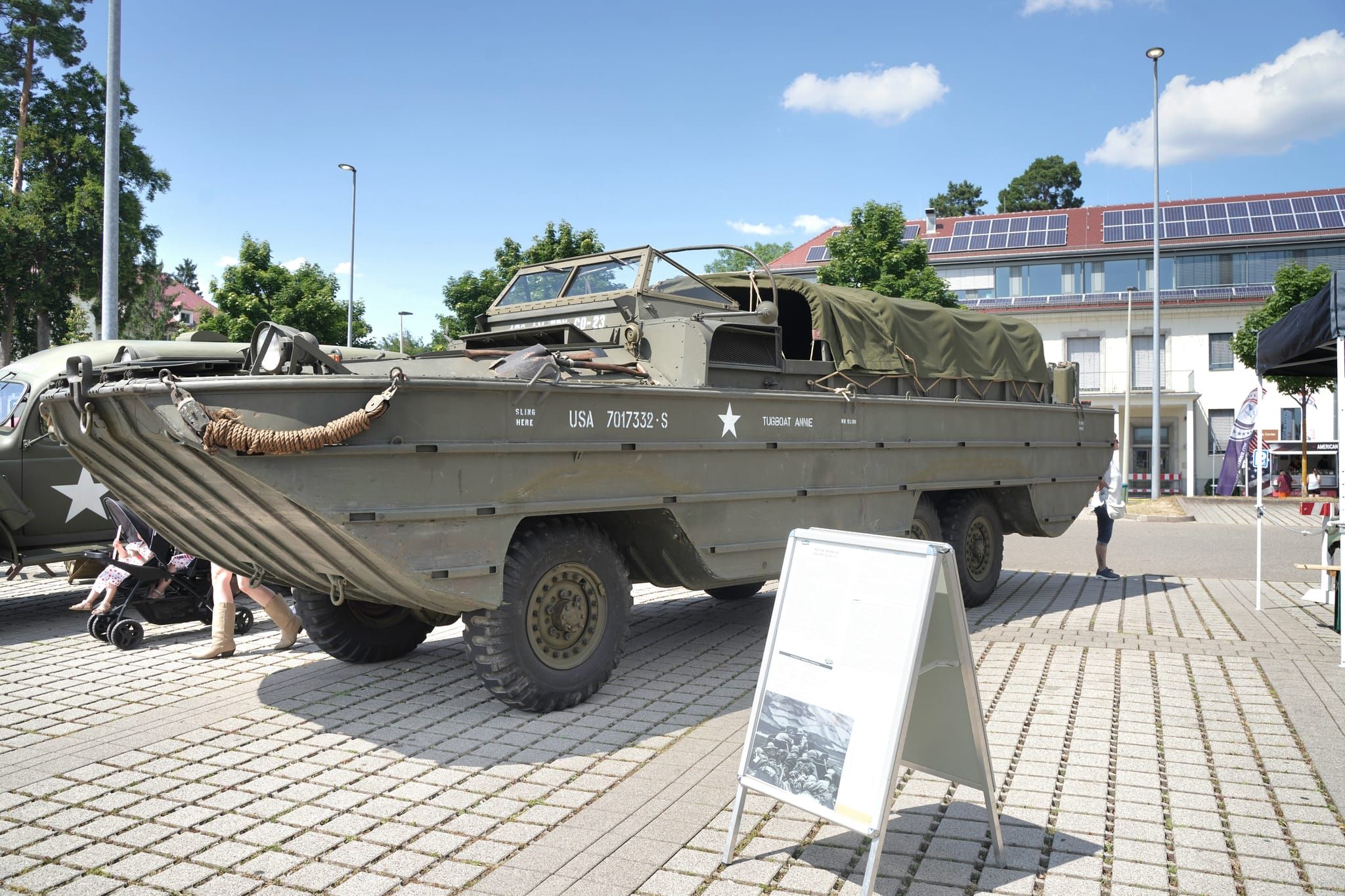 Bullenreiten, Armwrestling, Food Trucks, Livemusik: U.S. Army Garrison Stuttgart feiert mit den deutschen Nachbarn den 4. Juli in der Böblinger Panzerkaserne.