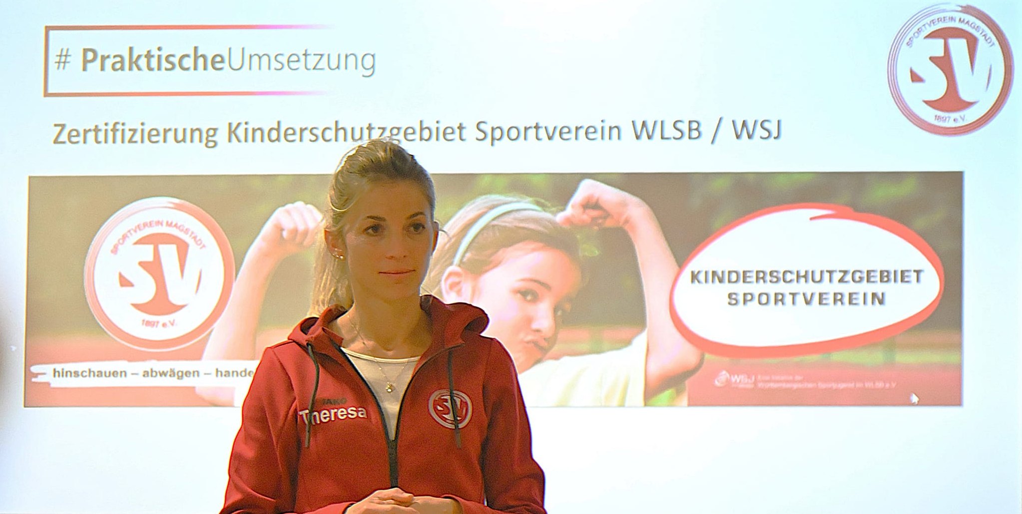 Theresa Stadelmaier, Kinderschutzbeauftragte des SV Magstadt, präsentierte im Gemeinderat die Kinderschutzkonzeption des Vereins.   Bild: Reichert