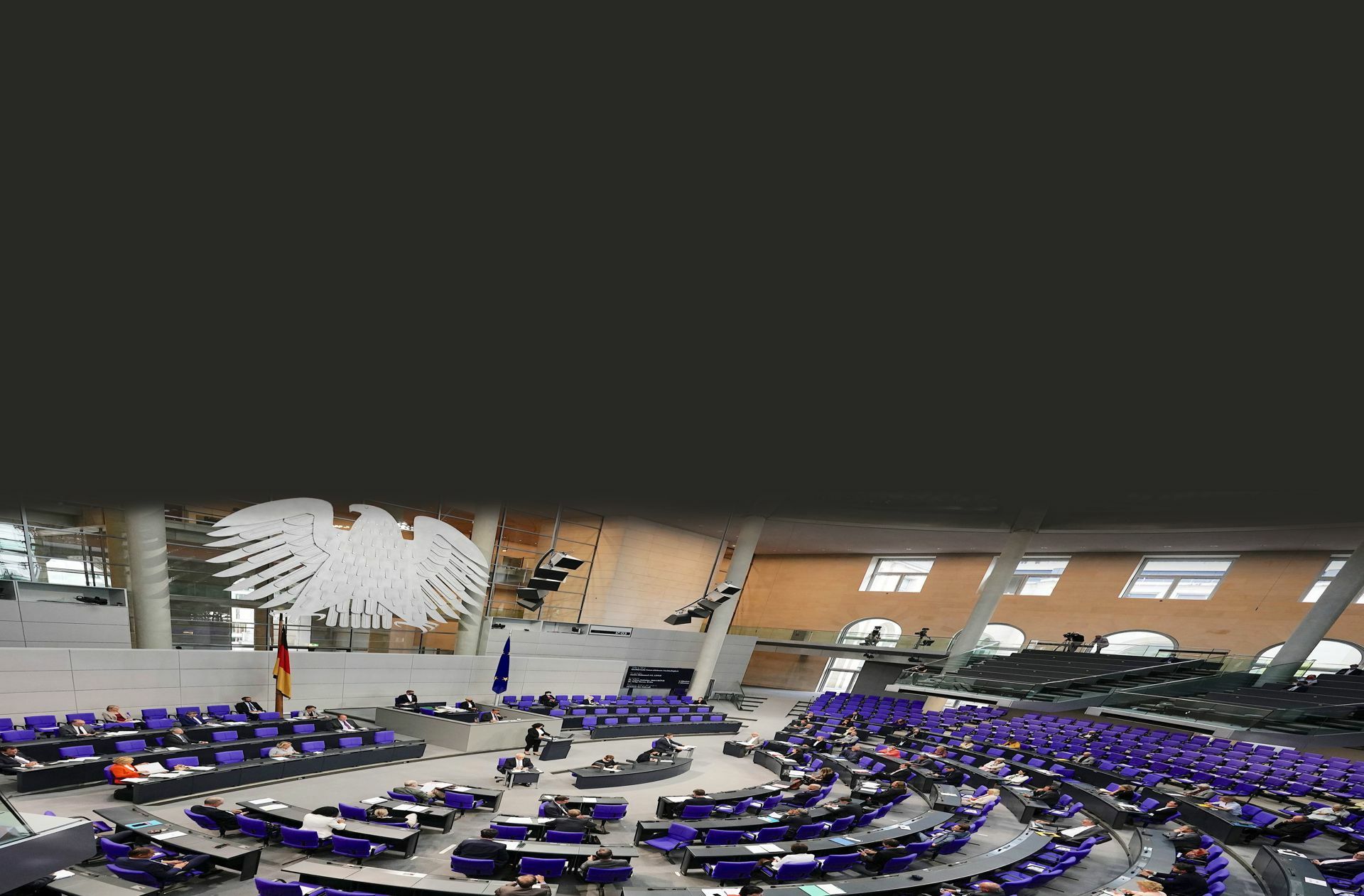 Eine stärkere Beteiligung des Deutschen Bundestag bei der  Entwicklung einer Corona-Strategie wünscht sich der FDP-Generalsekretär Volker Wissing.