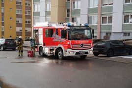 Die Feuerwehr musste die betroffene Wohnung belüften.