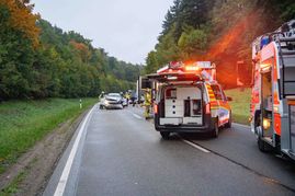Die Leonberger Straße glich am Dienstagmnorgen einem Trümmerfeld. Bild: SDMG/Dettenmeyer