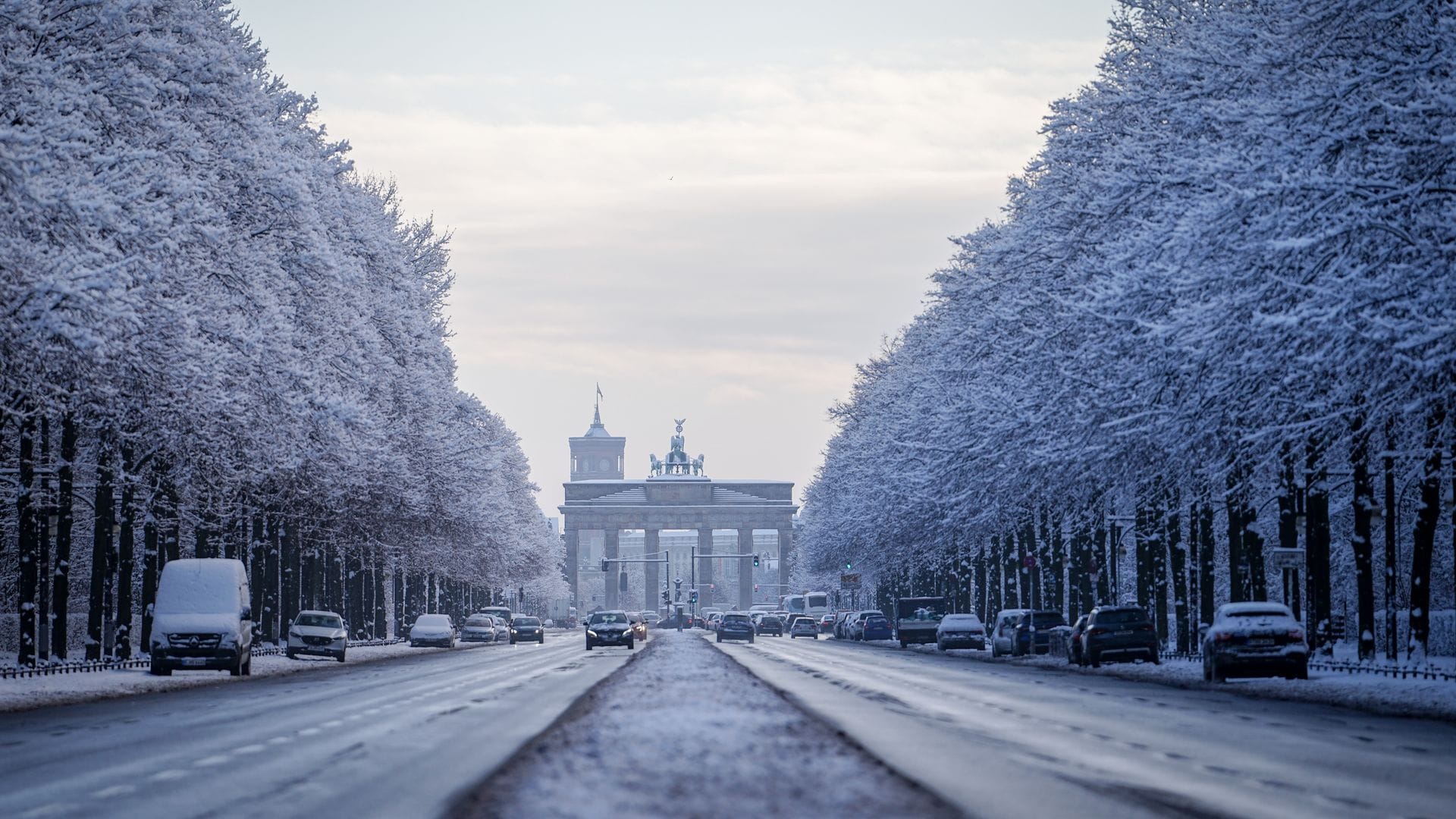 Die kommenden Nächte werden bitterkalt. Zweistellige Minusgrade erwartet der Wetterdienst in manchen Teilen Deutschlands.