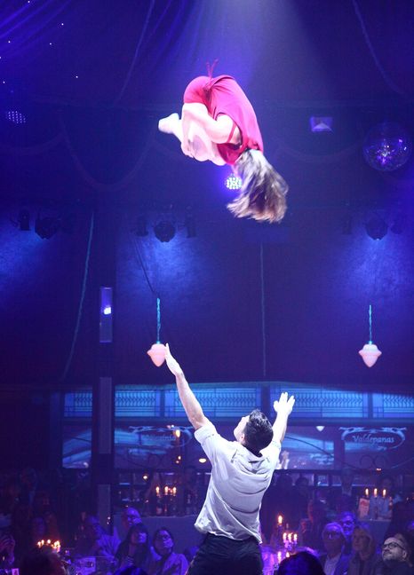 Zinzi & Evertjan: Akrobatik auf höchstem Niveau.