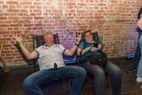 So war es bei der 90er Party in der Legendenhalle der Motorworld in BB bei bester Stimmung