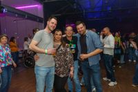 So war es bei der 90er Party in der Legendenhalle der Motorworld in BB bei bester Stimmung