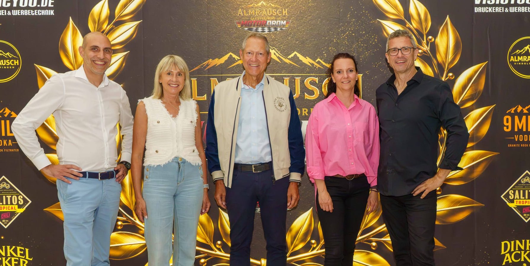 Claudio Bergfeld (Center-Manager Stern-Center), Barbara Dünkel, Andreas Dünkel (Inhaber Stern-Center), Barbara Meissel, Jörg Meissel (Betreiber Almrausch & Motordrom)