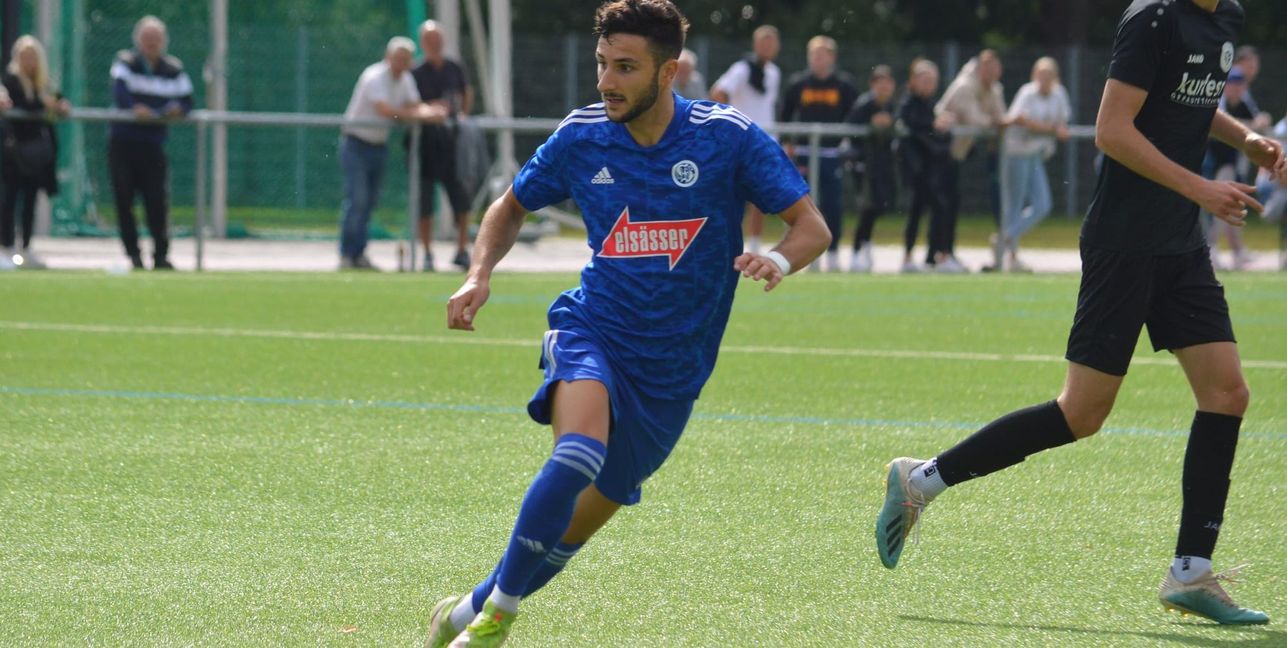 Gianluca Gamuzza schoß im Test gegen Rutesheim beide Sindelfinger Tore. Bild: photostampe/A