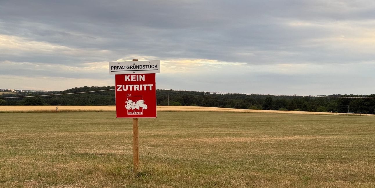 Das bisherige Polofeld soll künftig wieder als Acker genutzt werden.
