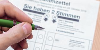 Bei der Landtagswahl am 8. März können erstmals zwei Stimmen abgegeben werden.