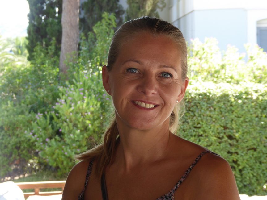 Judith Perros aus Deutschland lebt auf Samos und war 2018 eine Dolmetscherin für die Sindelfinger Delegation.
Bild: P. Bausch