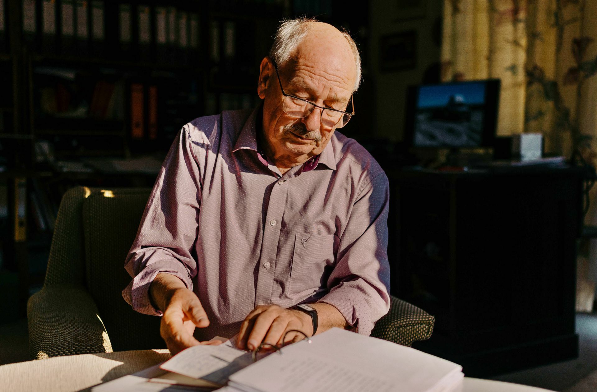 Sören Fuß archiviert sein  Wissen. Foto: Jana Margarete Schuler