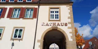 Die Bewerbungsfrist endete am Montagabend. Daraufhin tagte der Gemeindewahlausschuss im Rathaus.