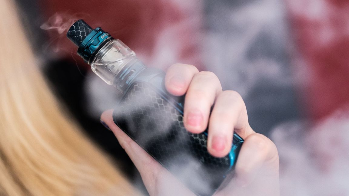 Vor allem bei jungen Menschen sind Vapes beliebt. (Symbolbild)