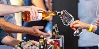 Probieren gehört im Stuttgarter Weinmuseum mit dazu.