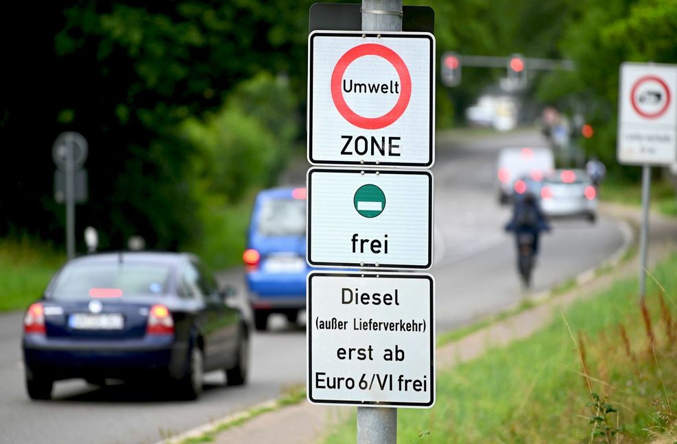 Wegen hoher Schadstoffwerte wurden für ältere Diesel Fahrverbote verhängt.