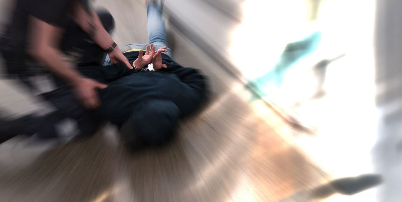 Der 29-Jährige befindet sich nach Abschluss der polizeilichen Maßnahmen wieder auf freiem Fuß.