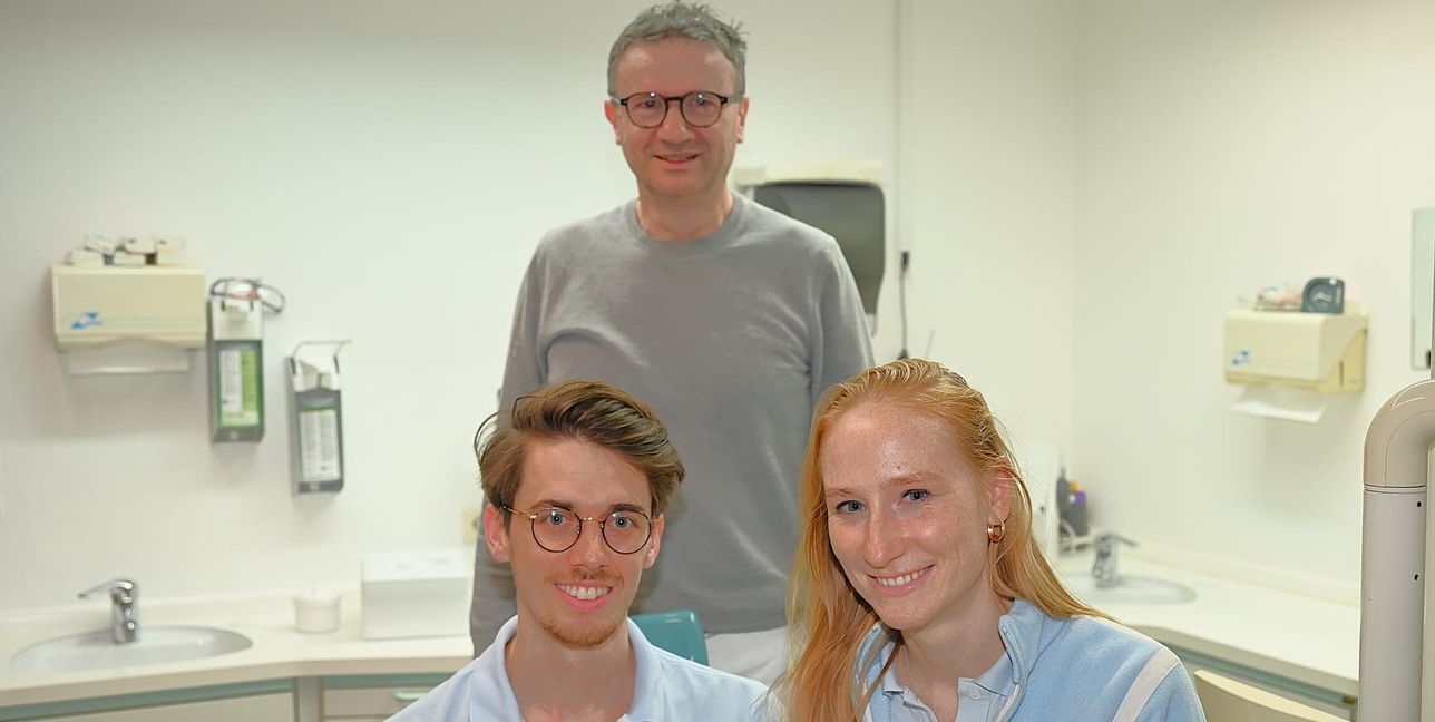 Dr. Leo Birg (hinten) und seine Nachfolger Dr. Lennard und Luise Wehr.
