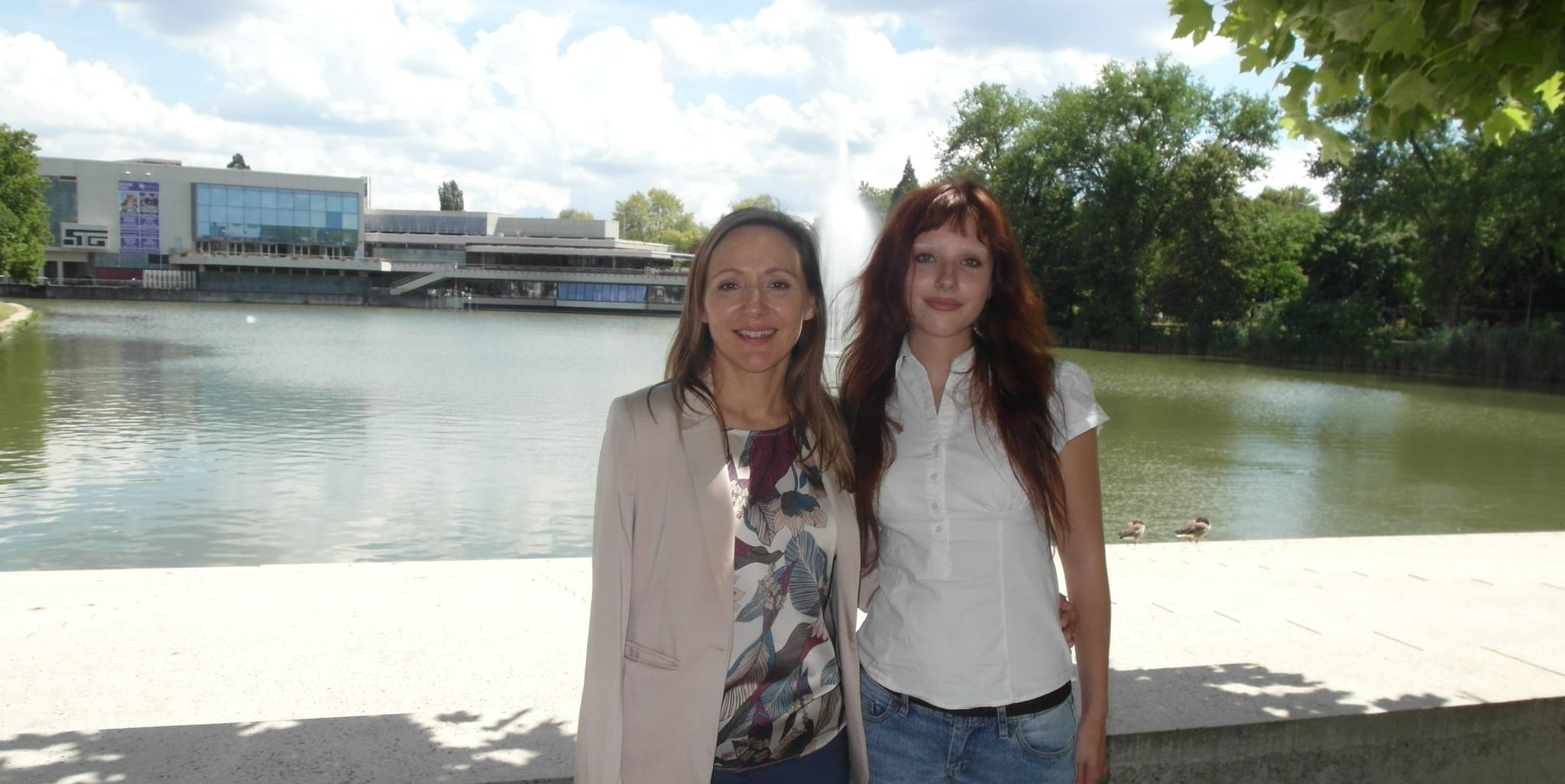 Als Patin der Böblinger SPD-Bundestagsabgeordneten Jasmina Hostert lebte die 17-jährige Schönaicherin Sofia Ilardi (von links) im Rahmen des Parlamentarischen Patenschafts-Programms (PPP) zehn Monate lang in den USA.
