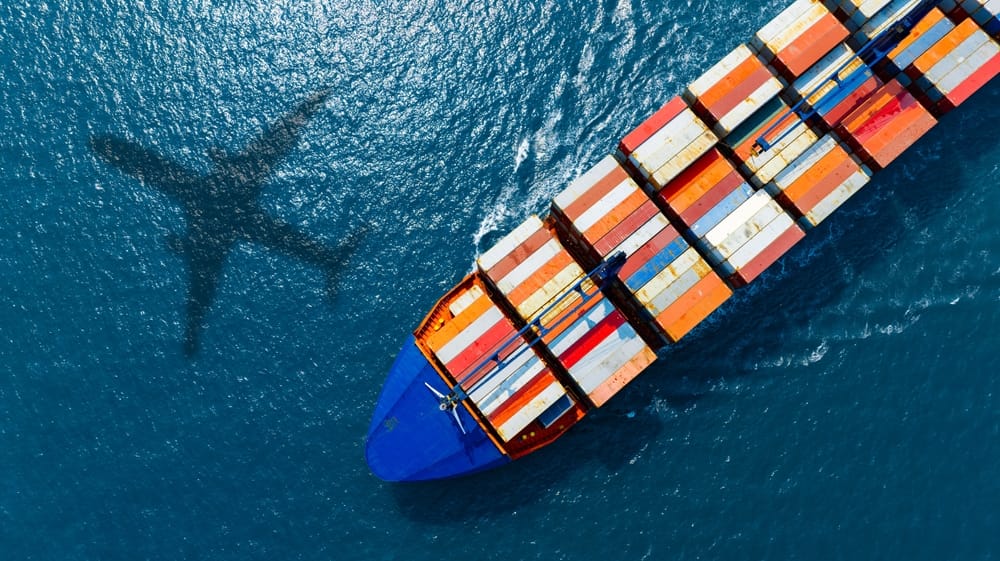 Deutschland importiert eine Vielzahl von Produkten aus den USA, darunter Transportmittel, Maschinen, chemische Erzeugnisse und Energie. Ein detaillierter Überblick zeigt die Bedeutung des transatlantischen Handels für beide Wirtschaftsräume.