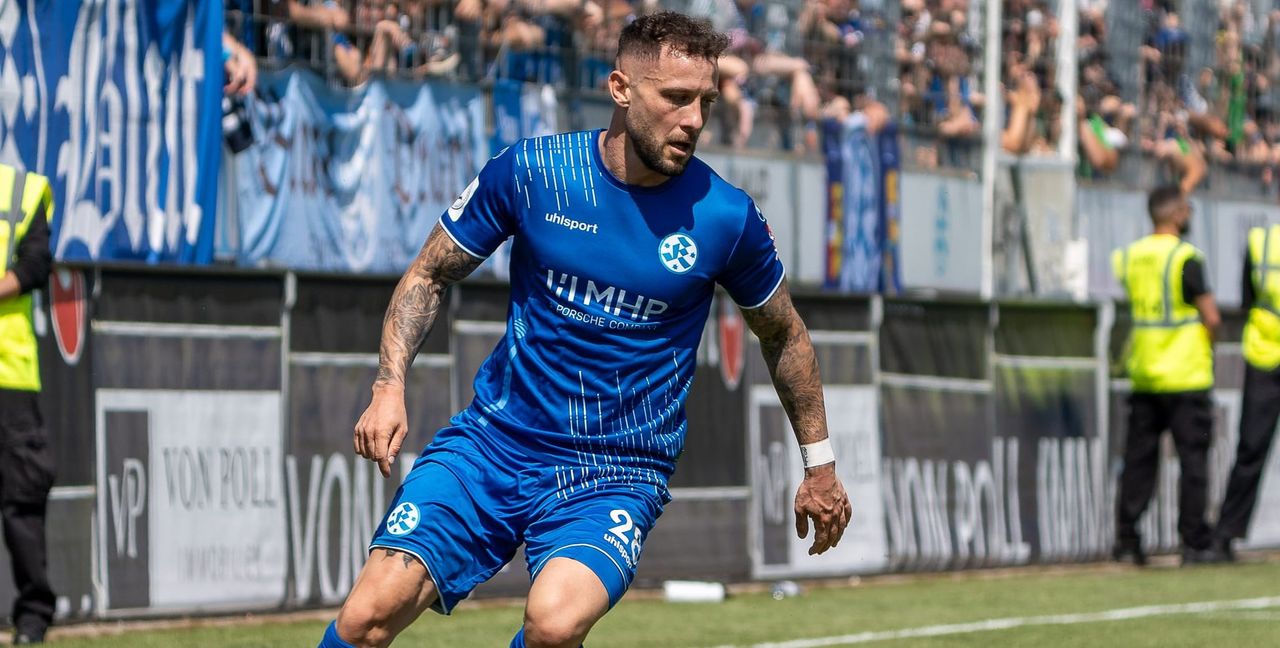Lukas Kiefer erzielte elf Minuten nach seiner Einwechslung gegen Bahlingen das 1:0 für die Stuttgarter Kickers.
