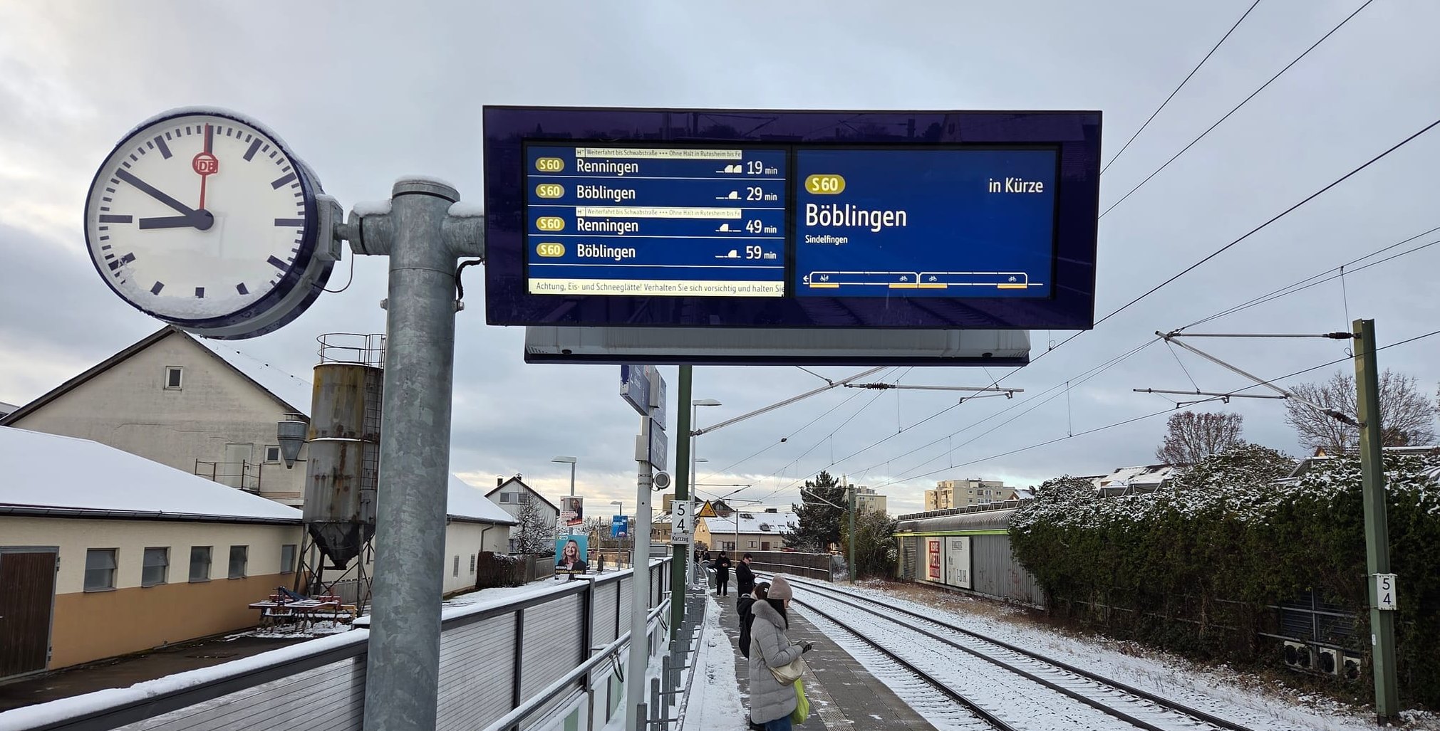 Sieben Minuten nach Plan: Bei dem Wetter ist der Start in Maichingen im Rahmen.