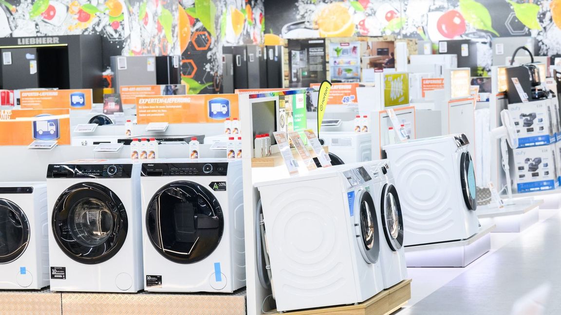 Für jedes neue Waschmaschinenmodell sollen Ersatzteile künftig mindestens in den ersten zehn Jahren zur Verfügung stehen. (Symbolbild)