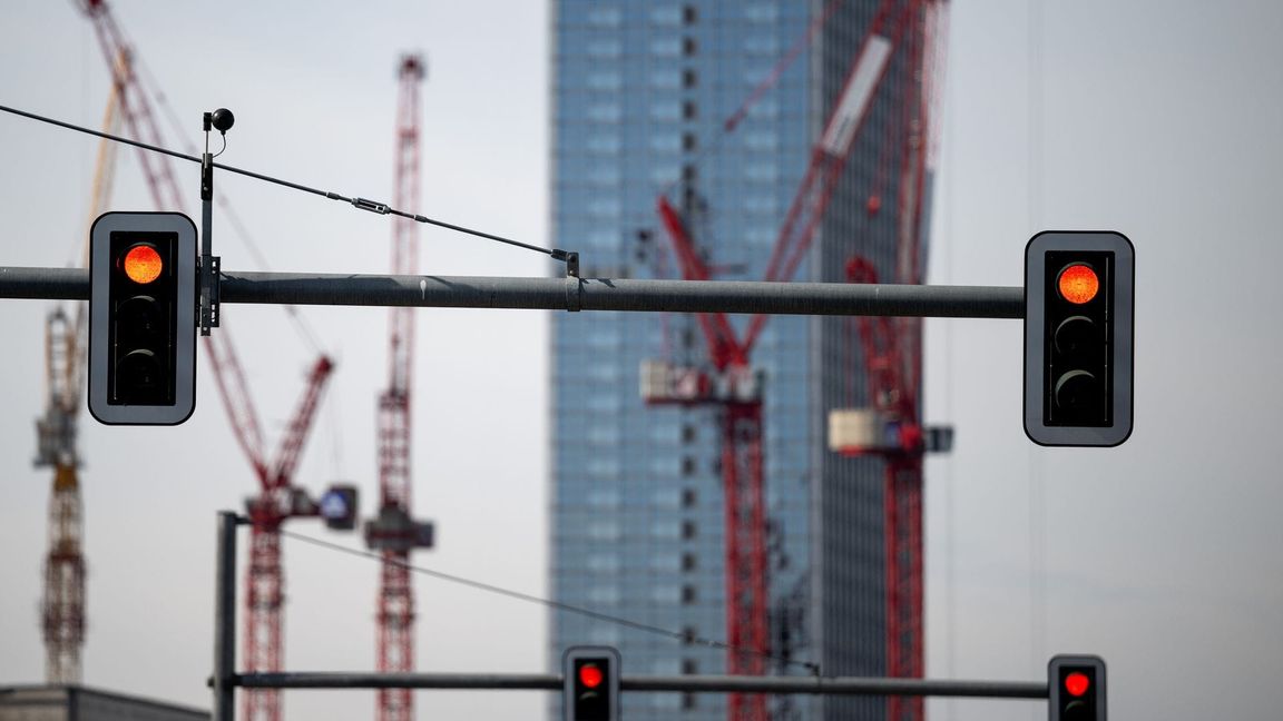 Auf dem Bau sollen die Ampeln bald auf Grün umspringen. (Archivbild)