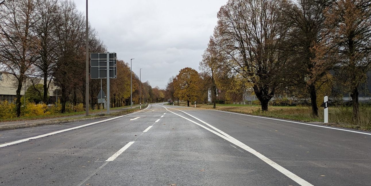 Die Landstraße 1185 ist wieder befahrbar.