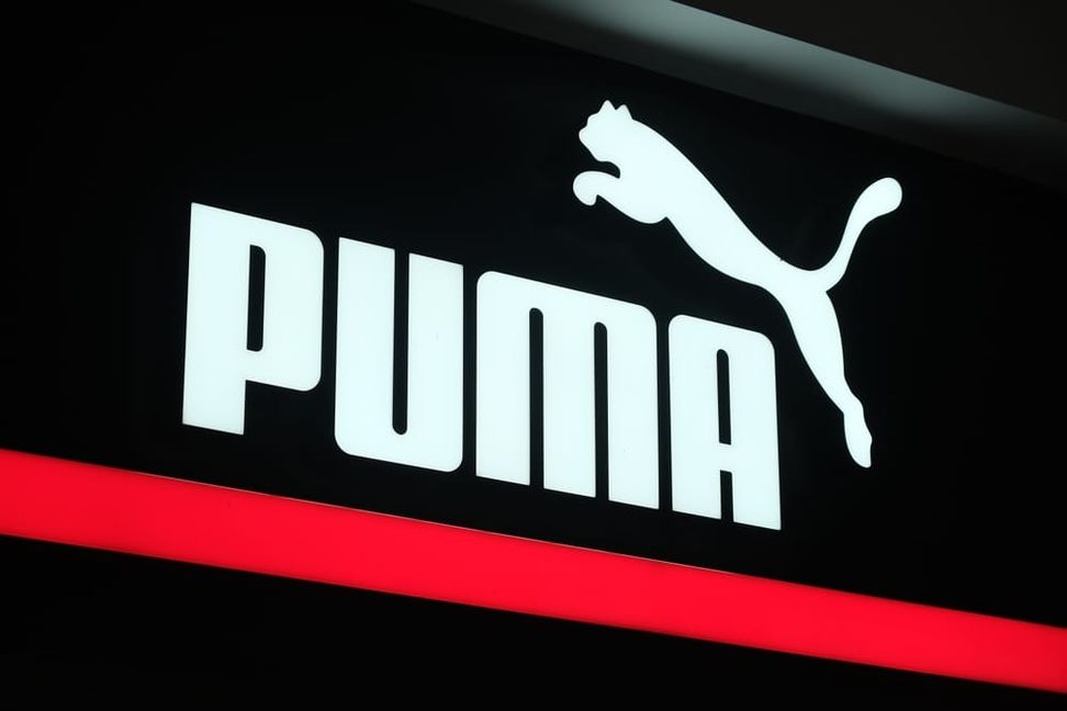 Die Puma-Aktie legt am Donnerstag kräftig zu und sorgt mit neuen Übernahmespekulationen für Aufsehen. Erfahren Sie, was hinter dem Kursanstieg steckt.