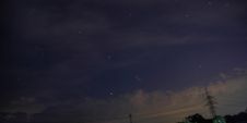 Spannender Blick in den Abendhimmel in der Nacht zum Dienstag.