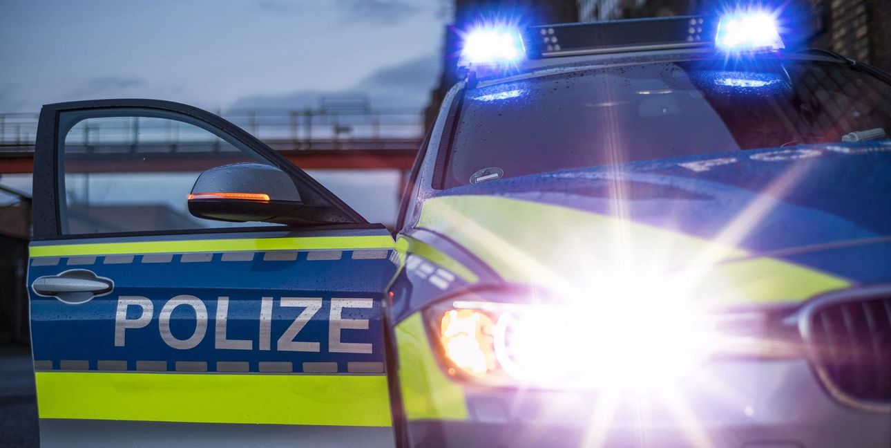 Die Polizei sucht Zeugen.