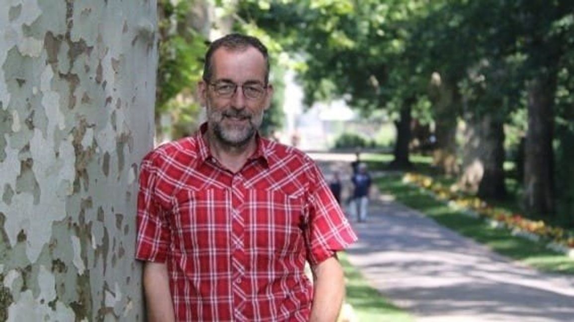 Volker Kugel, 25 Jahre lang Direktor des
„Blühenden Barocks in Ludwigsburg und
Gartenexperte des SWR-Fernsehens hält am 2. Juli einen Vortrag bei den Stadtwerken Sindelfingen.