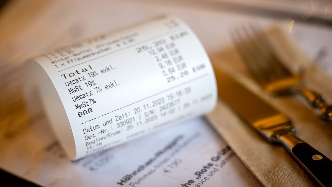Am 1. Januar sinkt die Mehrwertsteuer für das Essen in Restaurants auf 7 Prozent.