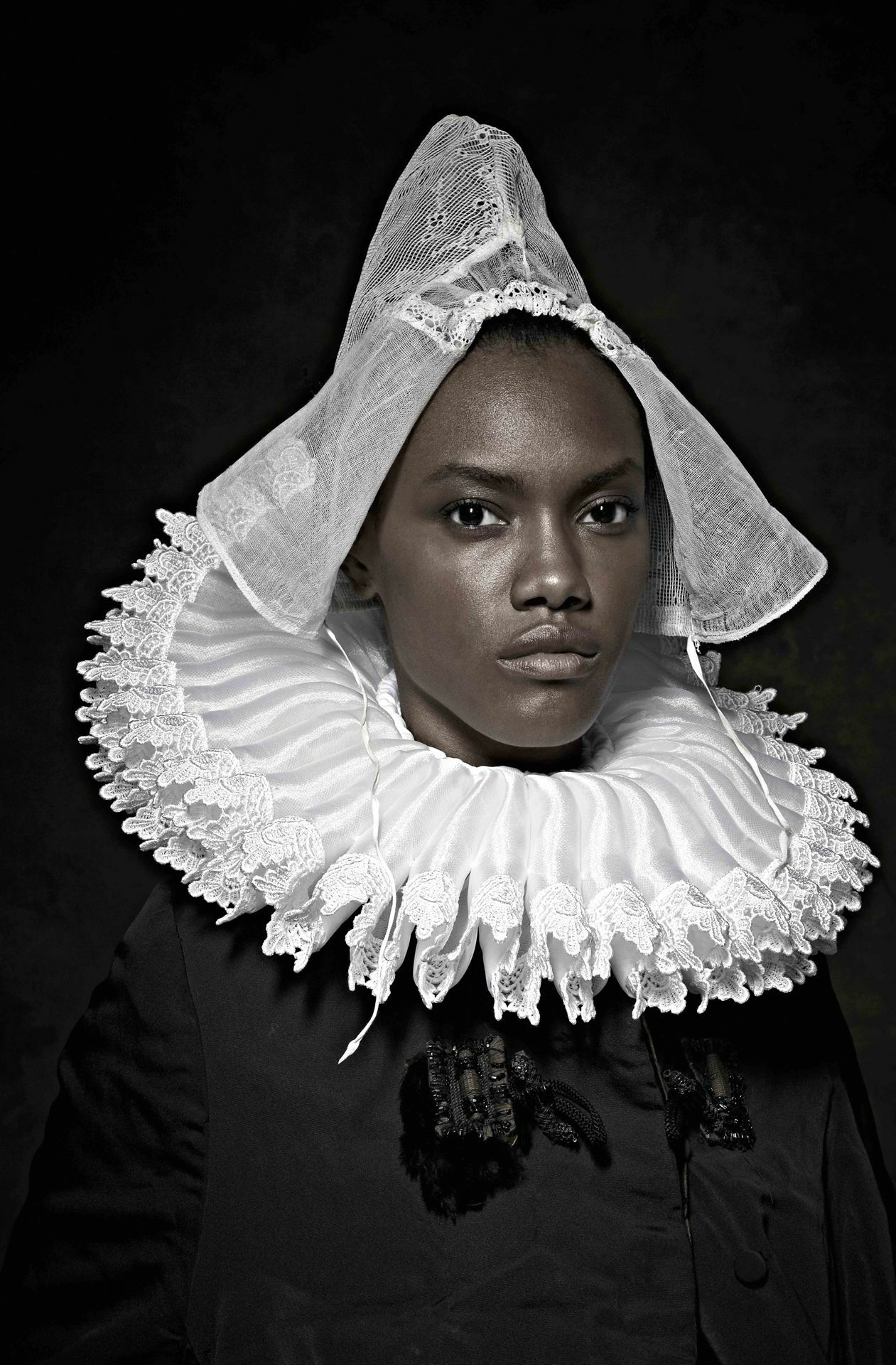 Die Staatsgalerie hat unter der Überschrift „Things Matter“ auch zeitgenössische Werke in die Rubens-Ausstellung geholt: In ihrer Reihe „Historical Correction“ hat die Fotografin Maxine Helfman die Geschichte sozusagen korrigiert und zeigt, dass die Welt nicht nur weiß ist.
 Foto: Staatsgalerie Stuttgart/..