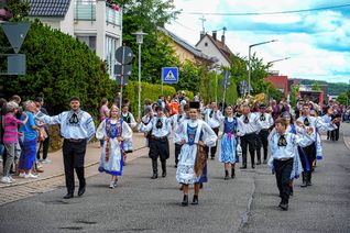 Rund 3500 Besucher wollten sich den Maichinger Rosstag nicht entgehen lassen.