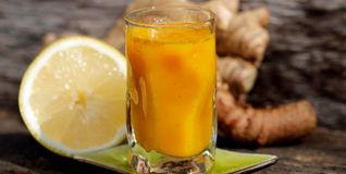 Ingwer-Shots können eine sinnvolle Ergänzung im Alltag sein – besonders in der Erkältungssaison.Bild: twilightartpictures/adobe stock