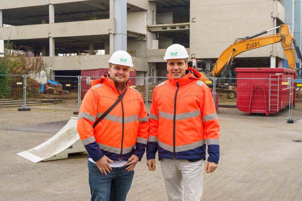 Projektleiter Maximilian Deeg (links) und Florian Müller, Geschäftsführer der Klinger und Partner GmbH.