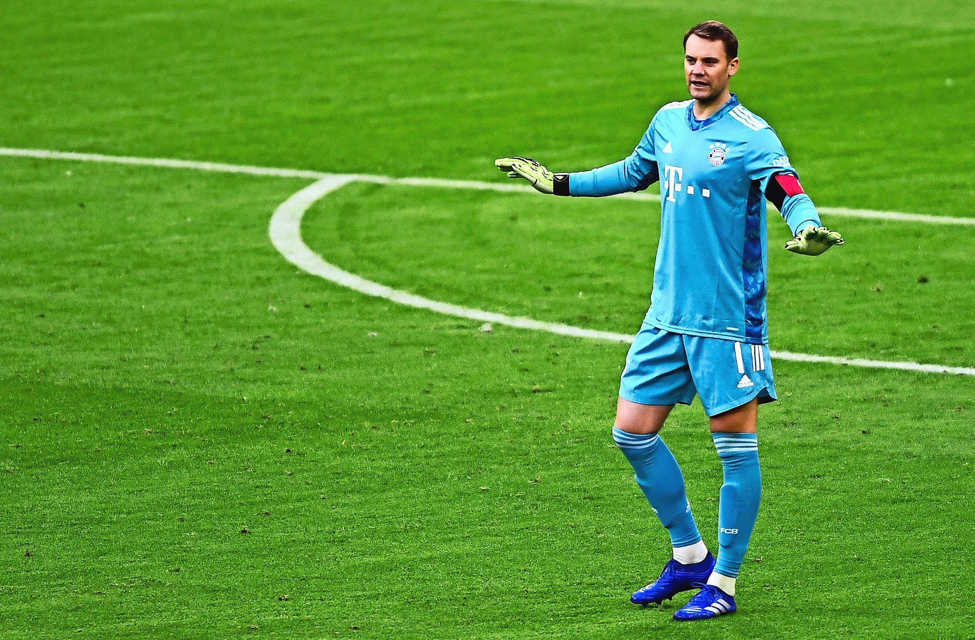 Auch mit 35 Jahren die Nummer eins in Deutschland – und für viele auch in der Welt: Torhüter Manuel Neuer. Foto: dpa/Lukas Barth