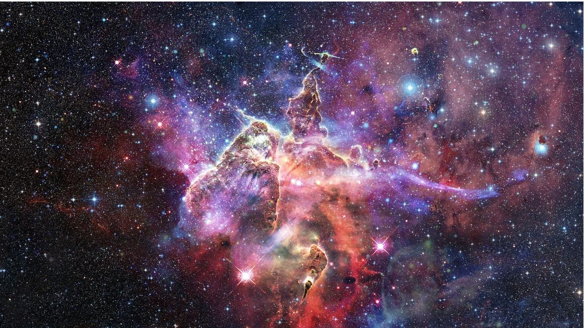 Der Blick in die Tiefe des Alls offenbart spektakuläre Formationen, wie hier den Carinanebel.