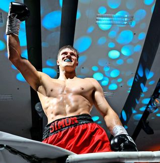 28 Siege in 28 Profikämpfen – die makellose Bilanz von Simon Zachenhuber