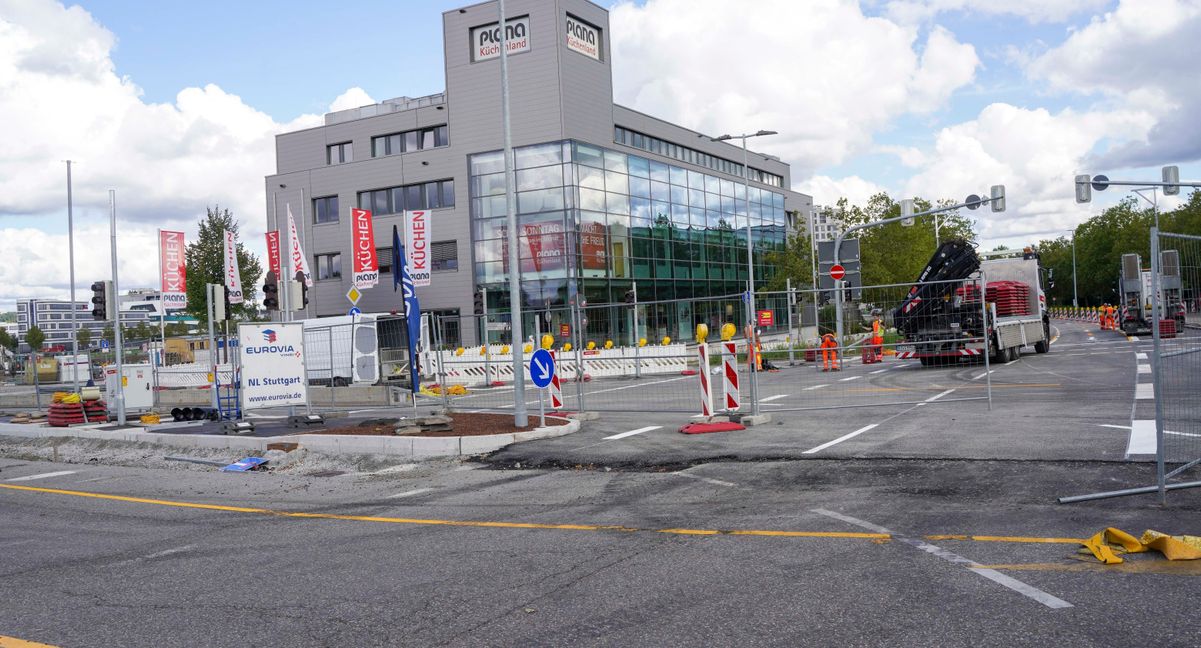Am Wochenende war die Kreuzung voll gesperrt. Bild: Dettenmeyer