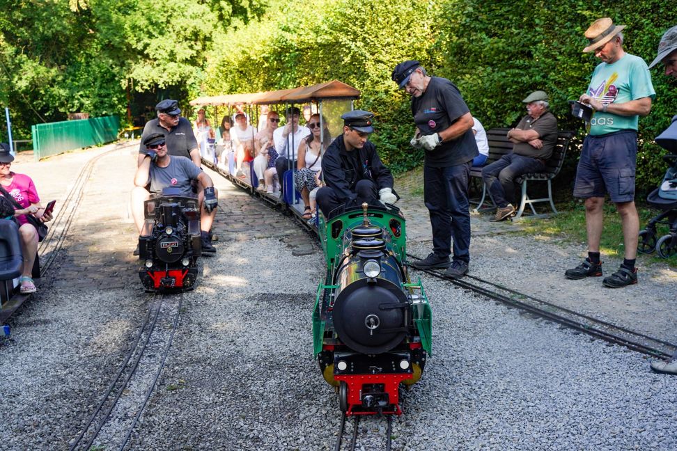 Alle einsteigen, bitte!