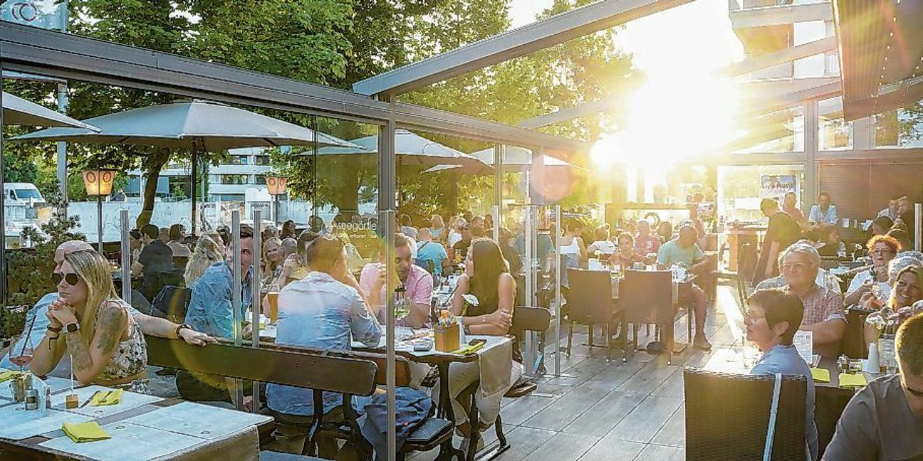 Auch in Böblingen verbringen die Einwohner ihre Freizeit im Jahr 2022 am liebsten in Gastro-Betrieben beziehungsweise in Biergärten – so auch im „Seegärtle“ am Ufer des Oberen Sees.