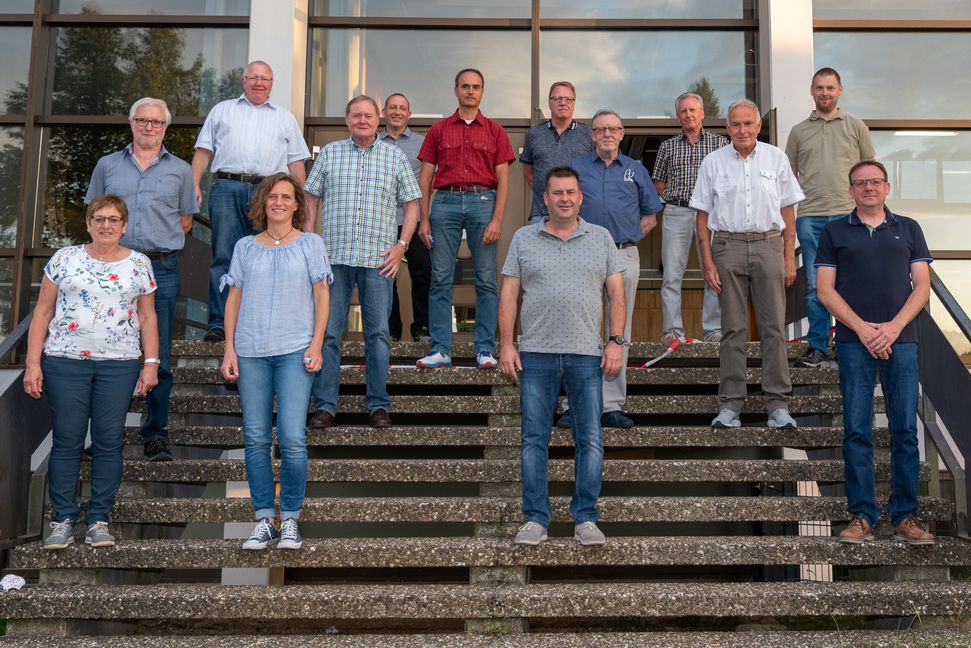 Die Überreichung der Nadeln fand aufgrund von Hygiene- und Abstandbestimmungen bereits im Vorfeld statt.