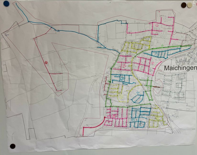 Nach diesem Plan putzten die Feuerwehrleute Maichingen durch. Die Farben markieren die unterschiedlichen Bereiche für die Teams.Bild: Feuerwehr Maichingen