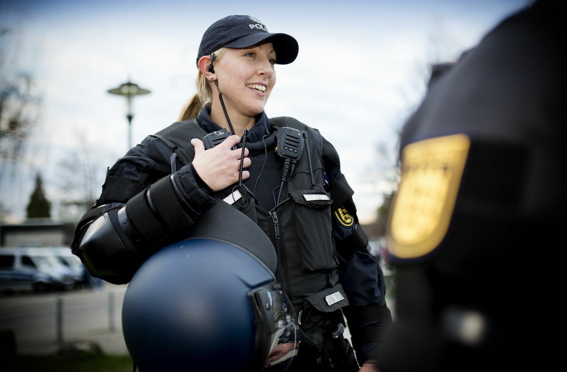So sieht die Uniform der Bereitschaftspolizei des Landes Baden-Württemberg aus.

Foto: Pressefoto Horst Rudel